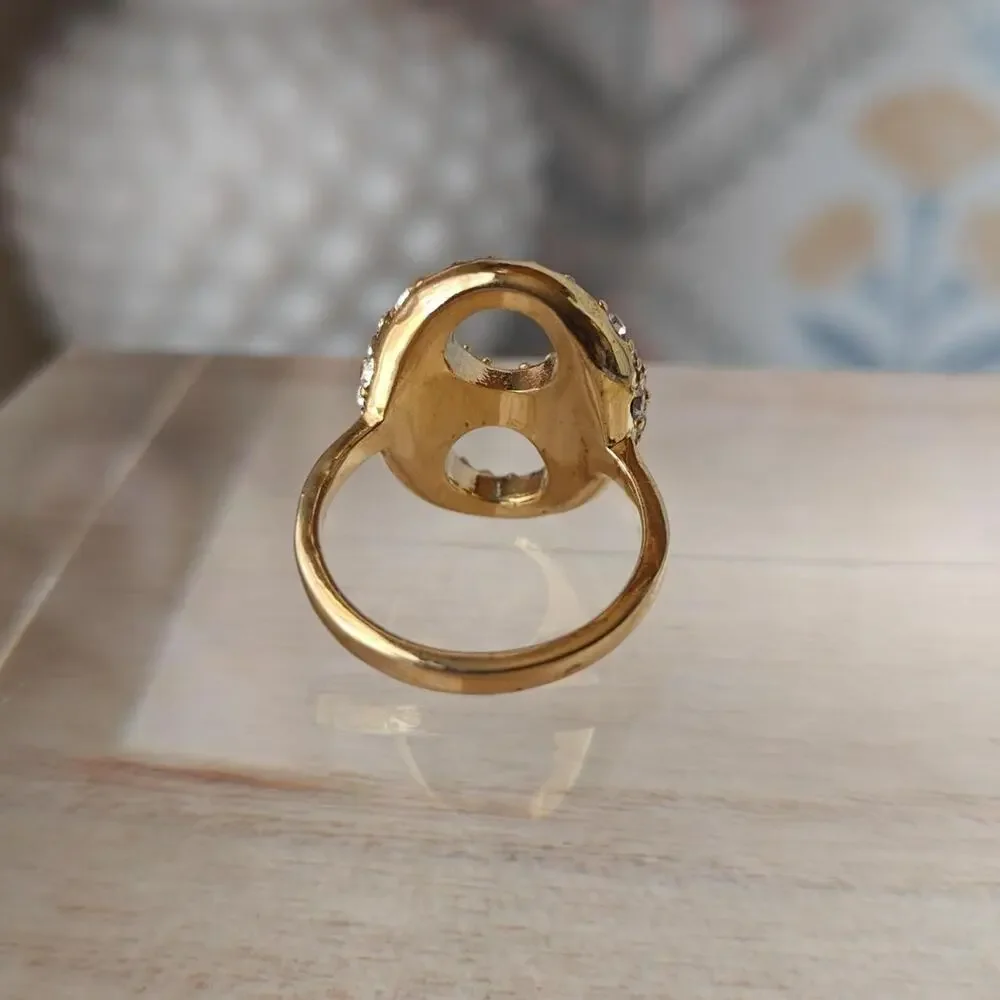 Ann Taylor gold tone ring with pave crystal rhinestones - Size 6.5